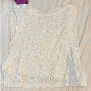 Lululemon Athletica Cream Sleeveless Crop Tank Top